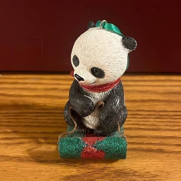 The Danbury mint Christmas ornament - panda - Picture 2 of 5